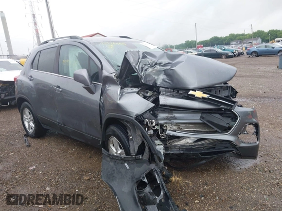 2020 Chevrolet Trax LT with VIN 3GNCJLSB5LL184716, listed as a IAAI auction lot 42420100 with 82,846 mi miles and . Bid and sale history available at DreamBid. Image 6.