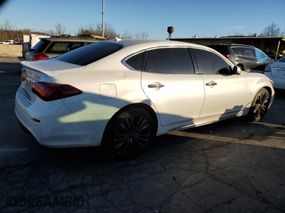 2018 Infiniti Q70 Luxe with VIN JN1BY1PR8JM370296, listed as a Copart auction lot 80748364 with Not provided miles and Salvage title. Bid and sale history available at DreamBid. Image 3.