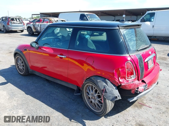 2005 MINI Hardtop with VIN WMWRC334X5TJ65197, listed as a IAAI auction lot 42035614 with 248,872 mi miles and . Bid and sale history available at DreamBid. Image 6.