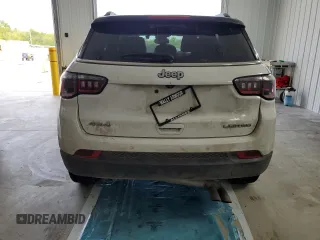 2022 Jeep Compass Limited with VIN 3C4NJDCB2NT114678, listed as a Copart auction lot 57389905 with 70,122 mi miles and Salvage title. Bid and sale history available at DreamBid. Image 6.