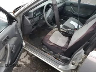 1988 Toyota Camry z VIN JT2VV21E8J0008306, wystawiony jako Copart lot #82378704 z przebiegiem 245 078 mil mil oraz Szkoda całkowita • Salvage title. Historia ofert i sprzedaży dostępna na DreamBid. Obrazek 8.