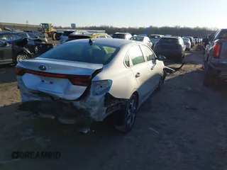 2019 Kia Forte LXS with VIN 3KPF24AD5KE130637, listed as a IAAI auction lot 41814708 with 130,012 mi miles. Bid and sale history available at carsss.com. Image 4.