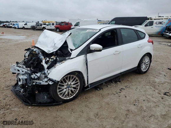 2016 Ford Focus SE with VIN 1FADP3K27GL263453, listed as a Copart auction lot 42728245 with 84,921 mi miles and Salvage Title. Bid and sale history available at carsss.com. Image 1.