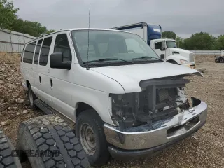 2013 Ford Econoline Passenger XL z VIN 1FBSS3BL6DDA90849, wystawiony jako Copart lot #55224515 z przebiegiem 175 845 mil mil oraz Szkoda całkowita • Salvage title. Historia ofert i sprzedaży dostępna na DreamBid. Obrazek 4.