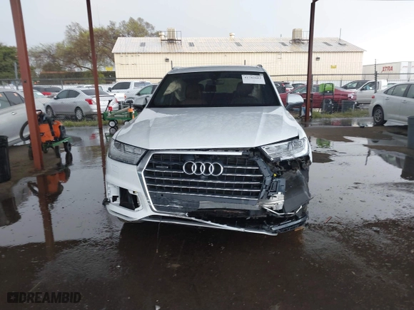 2018 Audi Q7 Premium Plus with VIN WA1LAAF73JD015035, listed as a IAAI auction lot 41782603 with 100,610 mi miles. Bid and sale history available at carsss.com. Image 12.