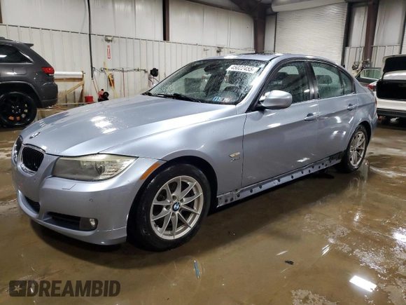 2010 BMW 3 Series 328i xDrive with VIN WBAPK5C54AA647135, listed as a Copart auction lot 45022455 with 87,685 mi miles and Salvage title. Bid and sale history available at DreamBid. Image 1.