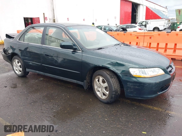 2000 Honda Accord SE с VIN JHMCG5673YC004515, выставлен на аукционе IAAI как лот 41643790 с пробегом 140 247 миль миль и . История ставок и продаж доступна на DreamBid. Изображение 1.