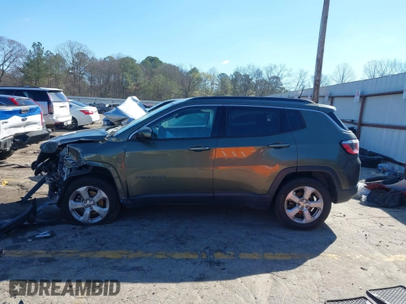 2018 Jeep Compass Altitude with VIN 3C4NJDBBXJT290891, listed as a IAAI auction lot 41741412 with 182,716 mi miles and . Bid and sale history available at carsss.com. Image 13.