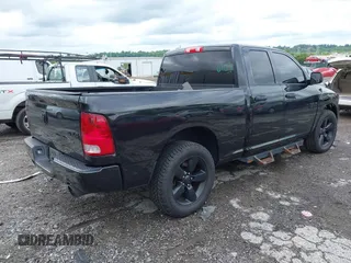 2015 Ram 1500 Express z VIN 1C6RR7FT4FS781293, wystawiony jako IAAI lot #42364921 z przebiegiem 101 451 mil mil oraz . Historia ofert i sprzedaży dostępna na DreamBid. Obrazek 4.