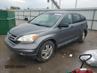2010 Honda CR-V EX z VIN 5J6RE4H5XAL015745, wystawiony jako Copart lot #56214765 z przebiegiem 246 500 mil mil oraz Szkoda całkowita • Salvage title. Historia ofert i sprzedaży dostępna na DreamBid. Obrazek 1.