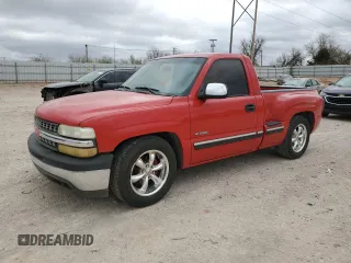 2002 Chevrolet Silverado 1500 with VIN 1GCEC14V92Z155332, listed as a Copart auction lot 49626485 with 108,362 mi miles and Salvage Title. Bid and sale history available at carsss.com. Image 1.