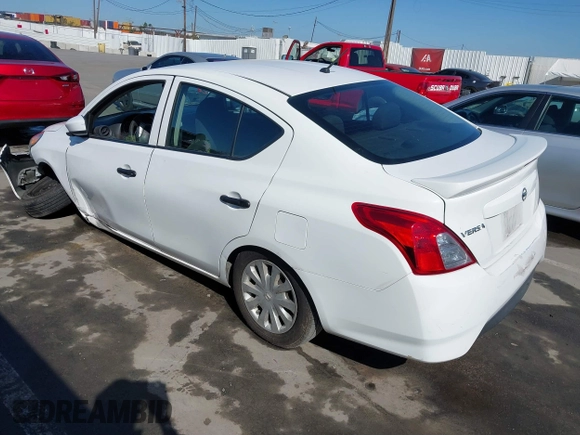 2016 Nissan Versa SV with VIN 3N1CN7AP9GL915559, listed as a IAAI auction lot 41871145 with 139,419 mi miles. Bid and sale history available at carsss.com. Image 3.