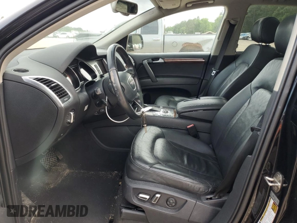 2014 Audi Q7 Premium Plus with VIN WA1LMBFE9ED010441, listed as a Copart auction lot 54121675 with 228,747 mi miles and Clean title. Bid and sale history available at DreamBid. Image 7.