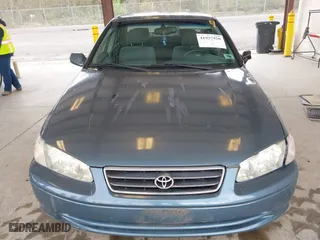 2000 Toyota Camry CE with VIN 4T1BG22KXYU923956, listed as a IAAI auction lot 41937950 with 101,539 mi miles. Bid and sale history available at carsss.com. Image 13.