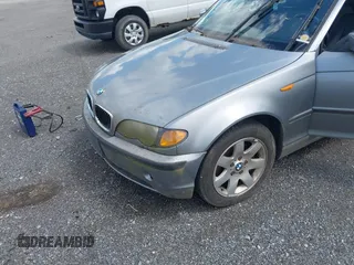 2004 BMW 3 Series 325xi with VIN WBAEP33424PF04323, listed as a IAAI auction lot 42185849 with 157,218 mi miles and . Bid and sale history available at carsss.com. Image 6.