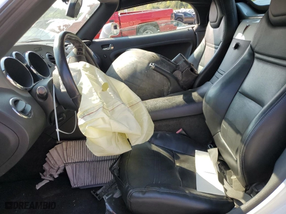 2007 Pontiac Solstice with VIN 1G2MB35B37Y125386, listed as a Copart auction lot 69329034 with 116,898 mi miles and Salvage Title. Bid and sale history available at carsss.com. Image 7.