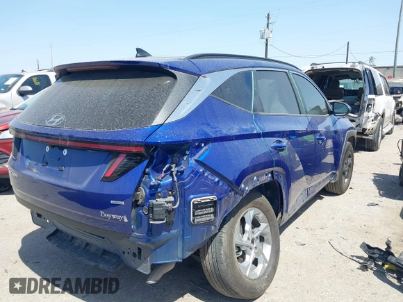 2023 Hyundai Tucson SEL z VIN 5NMJBCAE3PH204442, wystawiony jako IAAI lot #41831450 z przebiegiem 50 812 mil mil oraz . Historia ofert i sprzedaży dostępna na DreamBid. Obrazek 4.