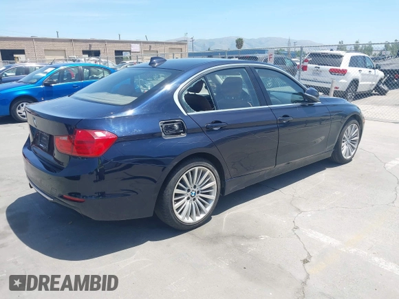 2012 BMW 3 Series 328i with VIN WBA3A5G59CNP16943, listed as a IAAI auction lot 42272421 with 195,089 mi miles and . Bid and sale history available at DreamBid. Image 4.