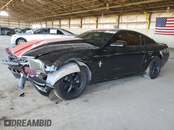 2008 Ford Mustang Deluxe with VIN 1ZVHT80N085150500, listed as a Copart auction lot 54087165 with 138,364 mi miles and Salvage Title. Bid and sale history available at carsss.com. Image 1.