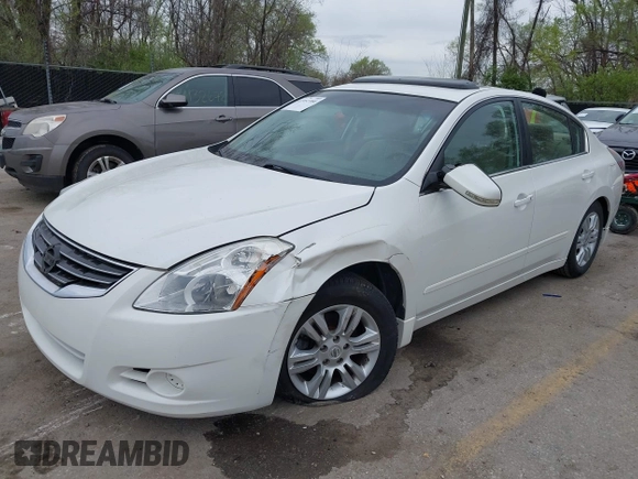 2012 Nissan Altima 2.5 with VIN 1N4AL2AP4CN533372, listed as a IAAI auction lot 41957380 with 108,594 mi miles and . Bid and sale history available at carsss.com. Image 6.