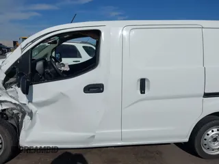 2016 Nissan NV200 S z VIN 3N6CM0KN6GK694378, wystawiony jako IAAI lot #42083804 z przebiegiem Nie podano mil oraz . Historia ofert i sprzedaży dostępna na DreamBid. Obrazek 14.