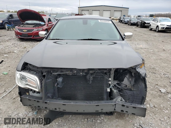 2019 Chrysler 300 Limited with VIN 2C3CCAKG9KH560364, listed as a Copart auction lot 80440934 with 81,213 mi miles and Salvage Title. Bid and sale history available at carsss.com. Image 5.