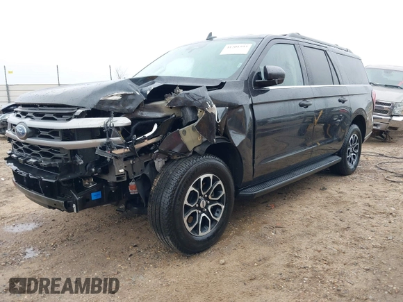 2024 Ford Expedition Max XLT with VIN 1FMJK1J88REA11459, listed as a IAAI auction lot 41201593 with 14,342 mi miles and . Bid and sale history available at DreamBid. Image 18.
