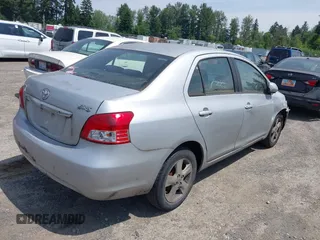 2008 Toyota Yaris with VIN JTDBT923X81274002, listed as a IAAI auction lot 42588680 with 357,704 mi miles and . Bid and sale history available at DreamBid. Image 4.