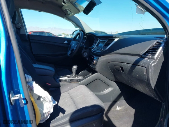 2017 Hyundai Tucson Value with VIN KM8J33A27HU396103, listed as a IAAI auction lot 41658990 with 82,625 mi miles. Bid and sale history available at carsss.com. Image 5.