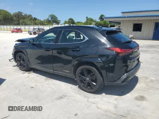 2021 Lexus UX 250h с VIN JTHP9JBHXM2045467, выставлен на аукционе Copart как лот 60781685 с пробегом 37 638 миль миль и Списание • Salvage title. История ставок и продаж доступна на DreamBid. Изображение 2.