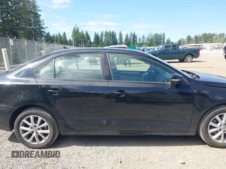 2012 Volkswagen Jetta SE with VIN 3VWDP7AJ0CM362096, listed as a IAAI auction lot 42529302 with 101,615 mi miles and . Bid and sale history available at DreamBid. Image 13.