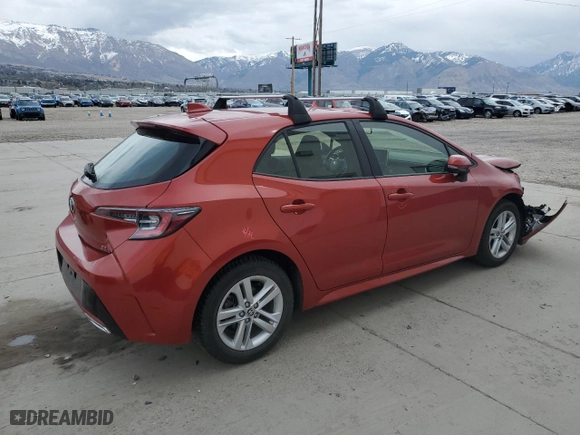 2020 Toyota Corolla Hatchback SE with VIN JTNB4RBE7L3087825, listed as a Copart auction lot 51281495 with 37,085 mi miles and Salvage Title. Bid and sale history available at carsss.com. Image 3.
