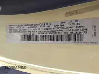 2006 Volkswagen Beetle z VIN 3VWRF31Y56M309056, wystawiony jako IAAI lot #42036172 z przebiegiem 129 106 mil mil oraz . Historia ofert i sprzedaży dostępna na DreamBid. Obrazek 9.