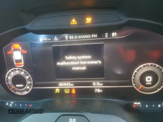 2020 Audi RS 3 z VIN WUABWGFF8LA903591, wystawiony jako Copart lot #45973395 z przebiegiem 40 443 mil mil oraz Szkoda całkowita • Salvage title. Historia ofert i sprzedaży dostępna na DreamBid. Obrazek 9.