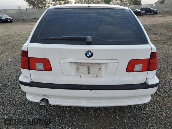 1999 BMW 5 Series 528iAt with VIN WBADP6338XBV60124, listed as a Copart auction lot 43049075 with 240,322 mi miles and Salvage Title. Bid and sale history available at carsss.com. Image 6.