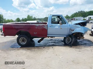 1997 Ford F-350 with VIN 1FTHF36F9VEA78530, listed as a IAAI auction lot 42124558 with Not Provided miles and . Bid and sale history available at DreamBid. Image 13.