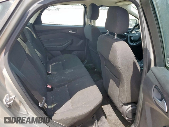 2015 Ford Focus SE z VIN 1FADP3F23FL243807, wystawiony jako Copart lot #60159605 z przebiegiem 171 427 mil mil oraz Czysty tytuł • Clean title. Historia ofert i sprzedaży dostępna na DreamBid. Obrazek 10.