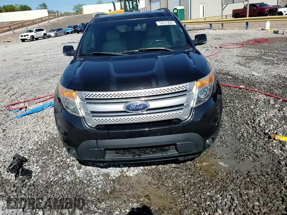 2014 Ford Explorer XLT with VIN 1FM5K7D80EGB33070, listed as a Copart auction lot 52515685 with 163,224 mi miles and Salvage Title. Bid and sale history available at carsss.com. Image 13.