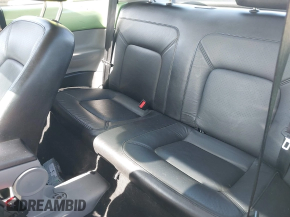 2000 Volkswagen Beetle GLS с VIN 3VWCA21C4YM435270, выставлен на аукционе IAAI как лот 42513670 с пробегом 105 466 миль миль и . История ставок и продаж доступна на DreamBid. Изображение 8.