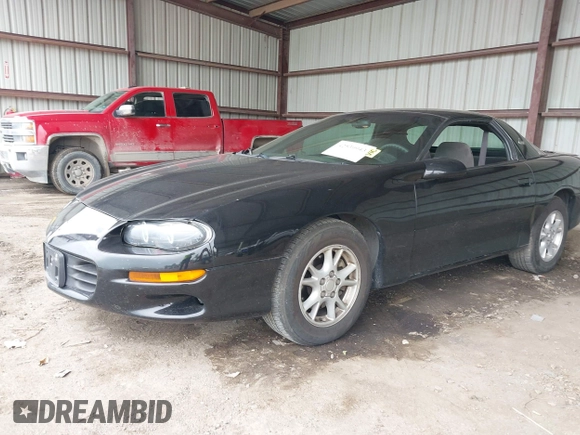 2002 Chevrolet Camaro z VIN 2G1FP22K822119358, wystawiony jako IAAI lot #42530943 z przebiegiem 98 277 mil mil oraz . Historia ofert i sprzedaży dostępna na DreamBid. Obrazek 2.