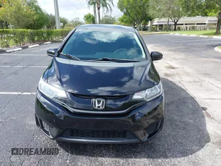 2015 Honda Fit LX с VIN 3HGGK5H50FM743903, выставлен на аукционе IAAI как лот 42763646 с пробегом 177 213 миль миль и . История ставок и продаж доступна на DreamBid. Изображение 12.