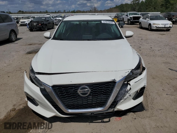 2019 Nissan Altima S z VIN 1N4BL4BV8KC182859, wystawiony jako Copart lot #51076535 z przebiegiem 135 121 mil mil oraz Szkoda całkowita • Salvage title. Historia ofert i sprzedaży dostępna na DreamBid. Obrazek 5.
