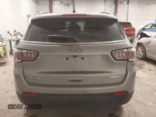 2022 Jeep Compass Latitude with VIN 3C4NJDBB1NT164537, listed as a IAAI auction lot 41424844 with 53,020 mi miles and . Bid and sale history available at DreamBid. Image 16.