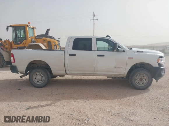 2022 Ram 2500 Tradesman with VIN 3C6UR5CJXNG202573, listed as a IAAI auction lot 41766444 with 138,893 mi miles. Bid and sale history available at carsss.com. Image 13.