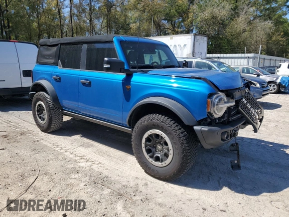 2022 Ford Bronco with VIN 1FMEE5DH1NLB90221, listed as a Copart auction lot 50436115 with 22,843 mi miles and Salvage title. Bid and sale history available at DreamBid. Image 4.