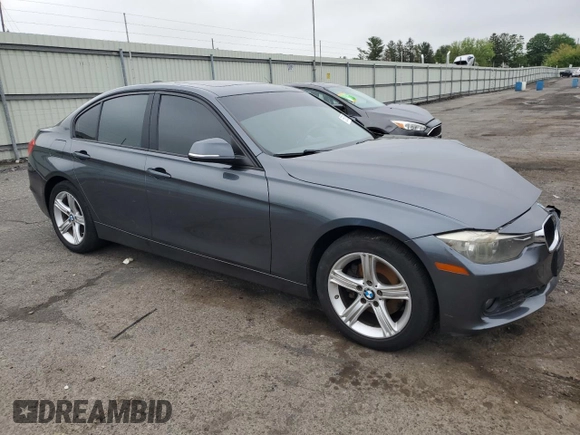 2015 BMW 3 Series 320i xDrive with VIN WBA3C3G52FNT51993, listed as a Copart auction lot 55509295 with 80,320 mi miles and Salvage title. Bid and sale history available at DreamBid. Image 4.