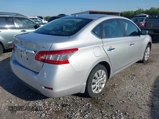 2015 Nissan Sentra SR with VIN 3N1AB7AP9FL680305, listed as a IAAI auction lot 41975268 with 97,778 mi miles and . Bid and sale history available at DreamBid. Image 4.