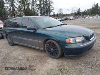 2002 Volvo V70 with VIN YV1SW58D621191782, listed as a IAAI auction lot 41736536 with 216,247 mi miles and . Bid and sale history available at DreamBid. Image 1.