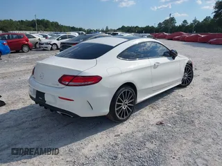 2018 Mercedes-Benz C 300 с VIN WDDWJ4KB1JF748595, выставлен на аукционе IAAI как лот 40413383 с пробегом 58 112 миль миль и . История ставок и продаж доступна на DreamBid. Изображение 4.