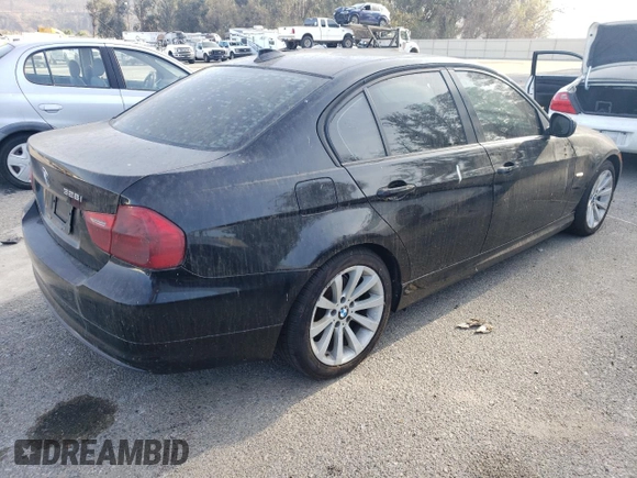 2011 BMW 3 Series 328i with VIN WBAPH5C58BF094055, listed as a Copart auction lot 87132134 with 165,620 mi miles and Clean Title. Bid and sale history available at carsss.com. Image 3.